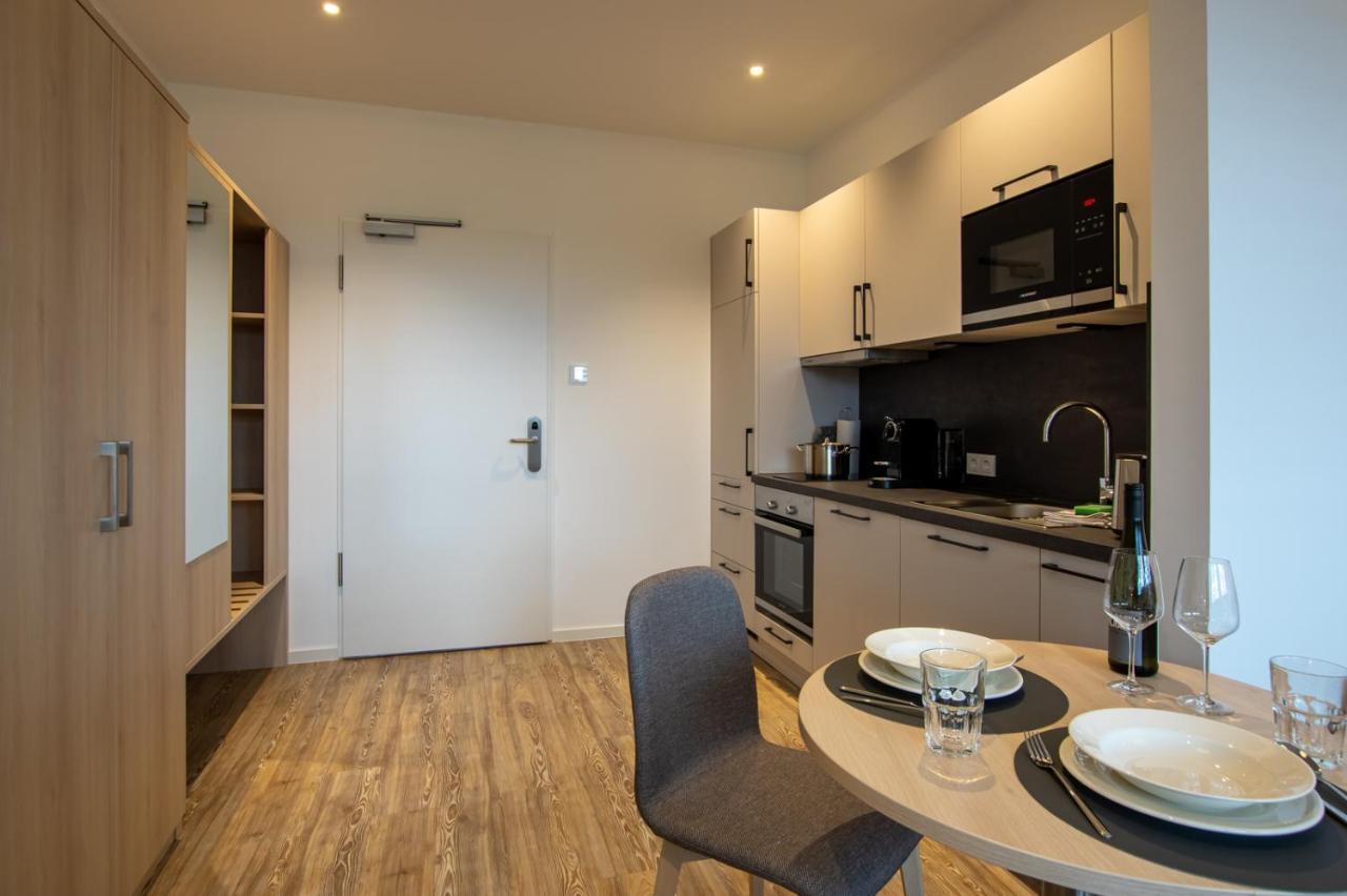 Livin63 Studio Apartments Hosbach Bagian luar foto